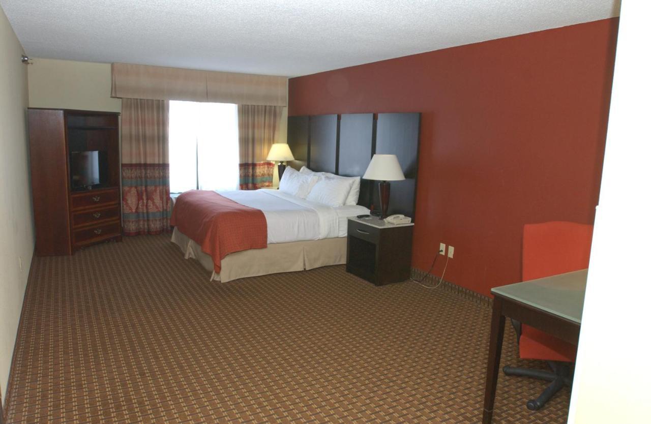 Holiday Inn Hotel & Suites Owatonna Esterno foto