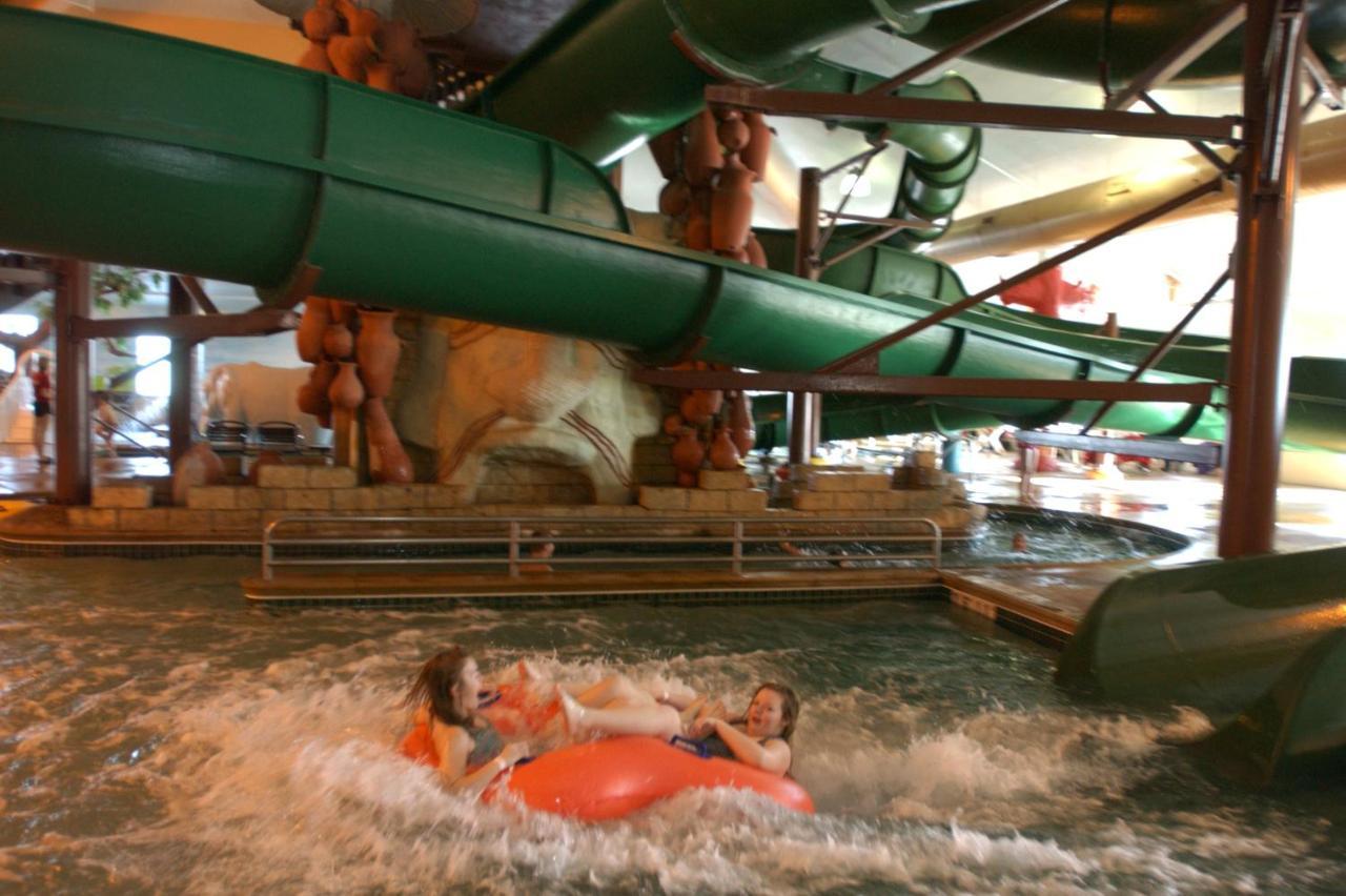 Holiday Inn Hotel & Suites Owatonna Esterno foto